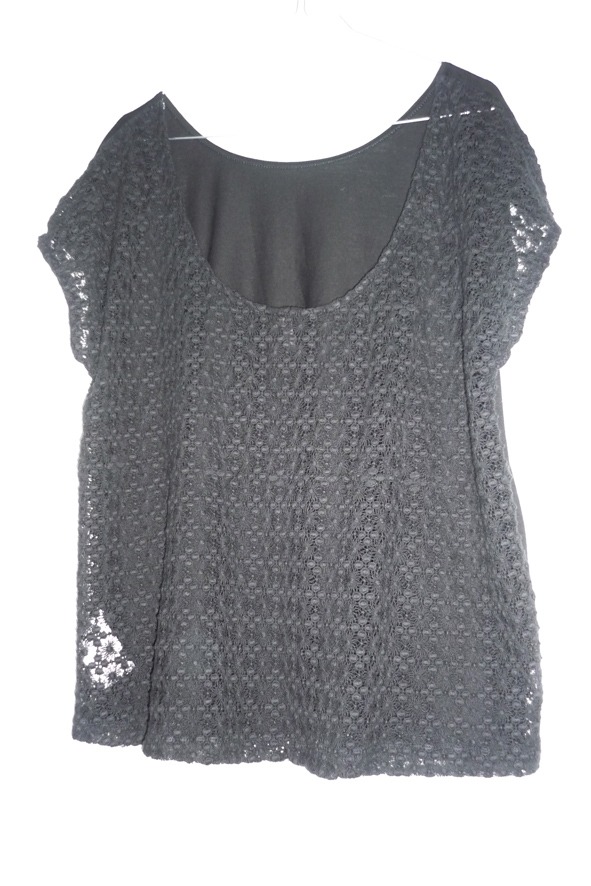 Top Naf Naf 17.50€ (vue de dos)